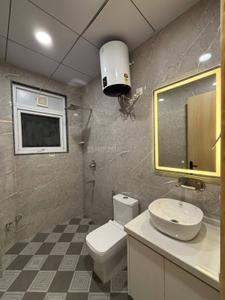 Bathroom Image of 750 Sq.ft 1 BHK Apartment / Flat for rent in Vinayak Apartment Sector 62, Sector 62 Noida for Rs. 10000