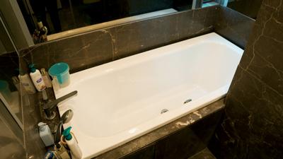 Bathroom Image of 1760 Sq.ft 4 BHK Apartment / Flat for sale in Lodha Marquise, Worli Mumbai for Rs. 110000000