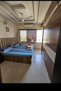 Bedroom Image of 1800 Sq.ft 2 BHK Apartment / Flat for rent in Paldi Ahmedabad for Rs. 28000