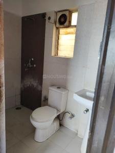 Bathroom Image of 1065 Sq.ft 3 BHK Apartment / Flat for sale in Srijan Greenfield City, Maheshtala Kolkata for Rs. 4800000