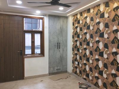 Bedroom Image of 900 Sq.ft 2 BHK Builder Floor for rent in Vikaspuri New Delhi for Rs. 32000