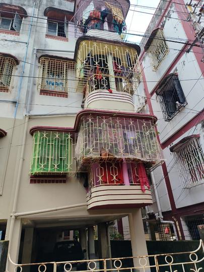 Bagha Jatin railway station Main Image 1