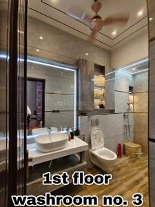 Bathroom Image of 3600 Sq.ft 6 BHK Villa for sale in Bazpur Kashipur for Rs. 14500000