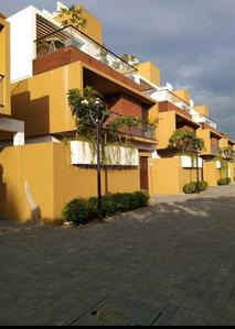 4 BHK Villa