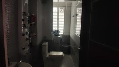 Image of 1000 Sq.ft 2 BHK Apartment / Flat for sale in Vile Parle West, Mumbai for Rs. 35000000