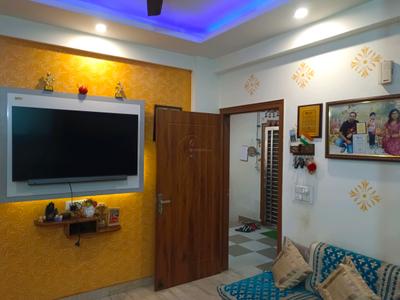 Living Room Image of 550 Sq.ft 2 BHK Apartment / Flat for rent in Sector 105 Gurgaon for Rs. 22000