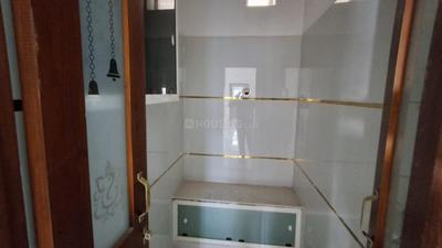 Image of 1700 Sq.ft 3 BHK Apartment / Flat for rent in Madhapur, Hyderabad for Rs. 54000