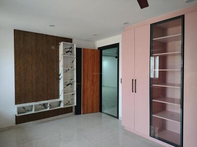 Bedroom Image of 3450 Sq.ft 4 BHK Apartment / Flat for sale in Arenaa Heights, Sector 104 Noida for Rs. 21100000