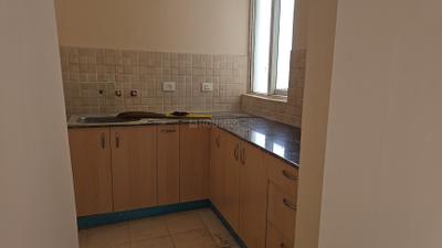 Kitchen Image of 800 Sq.ft 2 BHK Apartment / Flat for sale in Amrapali Dream Valley 2, Noida Extension Greater Noida for Rs. 6500000