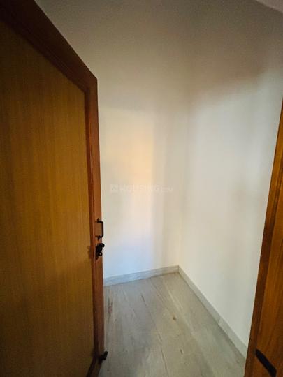 Canal Road Bedroom 1