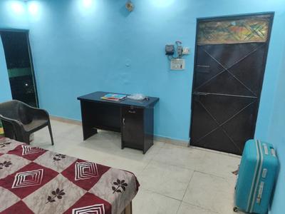 Bedroom Image of 2005 Sq.ft 6 BHK Apartment / Flat for sale in Subzi Mandi New Delhi for Rs. 10500000