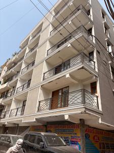 Building Image of 900 Sq.ft 3 BHK Apartment / Flat for sale in Pul Prahlad Pur New Delhi for Rs. 6200000