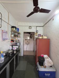 Kitchen Image of 750 Sq.ft 2 BHK Apartment / Flat for sale in Mulund East Mumbai for Rs. 15500000