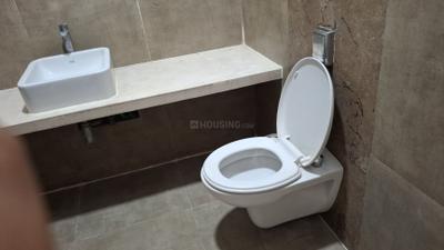 Image of 1600 Sq.ft 3 BHK Apartment / Flat for rent in JP Decks, Malad East, Mumbai for Rs. 100000