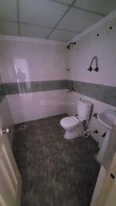 Bathroom Image of 1600 Sq.ft 3 BHK Apartment / Flat for sale in SVP Gulmohur Residency, Indirapuram Ghaziabad for Rs. 15500000