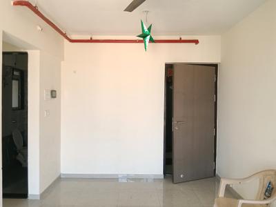 Living Room Image of 600 Sq.ft 1 BHK Apartment / Flat for rent in DSS Mahavir Kalpavruksha, Thane West Thane for Rs. 19000