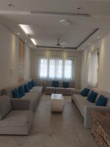 Hall Image of 3000 Sq.ft 5 BHK Apartment / Flat for sale in Ellora Park Vadodara for Rs. 9000000