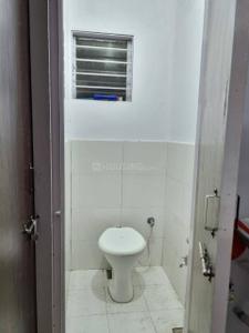 Bathroom Image of 500 Sq.ft 1 BHK Apartment / Flat for rent in Makarpura Vadodara for Rs. 13000