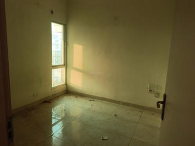 Bedroom Image of 1150 Sq.ft 3 BHK Apartment / Flat for rent in Gaurs Siddhartham, Siddharth Vihar Ghaziabad for Rs. 21000