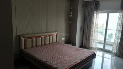 Bedroom Image of 2000 Sq.ft 3 BHK Apartment / Flat for sale in Vasavi Signature, Hitech City Hyderabad for Rs. 27500000