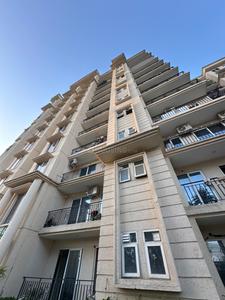 Building Image of 683 Sq.ft 2 BHK Apartment / Flat for sale in Signature Global The Serenas, Sector 36 Sohna for Rs. 6300000