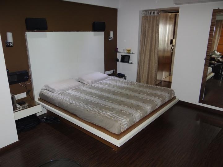 1500 Sqft 3 BHK Flat for sale in Sea Breeze Flat Juhu, Mumbai