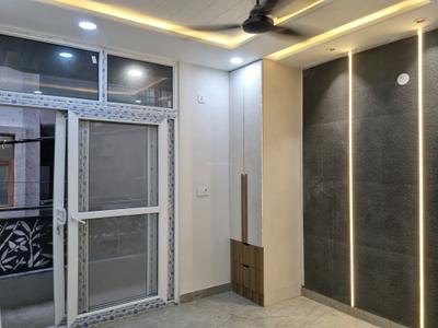 Bedroom Image of 600 Sq.ft 2 BHK Apartment / Flat for sale in Nawada New Delhi for Rs. 3900000