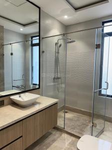 Bathroom Image of 6569 Sq.ft 5 BHK Apartment / Flat for sale in County 107, Sector 107 Noida for Rs. 170000000