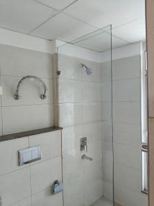 Bathroom Image of 3360 Sq.ft 4 BHK Apartment / Flat for sale in Godrej Woods Phase 3, Sector 43 Noida for Rs. 71000000