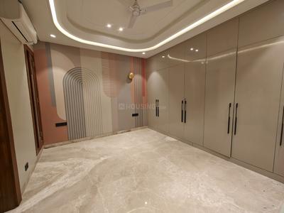 Bedroom Image of 3195 Sq.ft 3 BHK Builder Floor for sale in Preet Vihar New Delhi for Rs. 64999999
