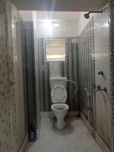 Common Bathroom Image of 1100 Sq.ft 2 BHK Apartment / Flat for sale in Chinar Park Kolkata for Rs. 3280000