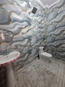 Bathroom Image of 980 Sq.ft 2 BHK Builder Floor for sale in Vasundhara Ghaziabad for Rs. 6700000