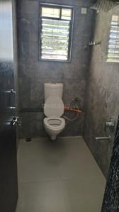 Bathroom Image of 2500 Sq.ft 4.5 BHK Apartment / Flat for rent in Nashik Road Nashik for Rs. 32000