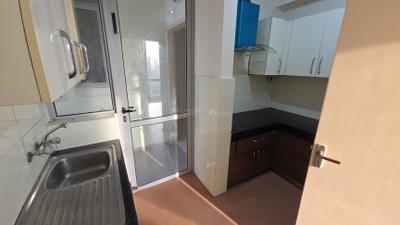 Kitchen Image of 1380 Sq.ft 2 BHK Apartment / Flat for rent in Pioneer Park, Sector 61 Gurgaon for Rs. 55000