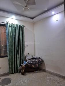 Bedroom Image of 1100 Sq.ft 3 BHK Builder Floor for rent in Sector 24 Rohini New Delhi for Rs. 25000