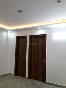 Bedroom Image of 500 Sq.ft 1 BHK Builder Floor for rent in Ramesh Nagar New Delhi for Rs. 18500