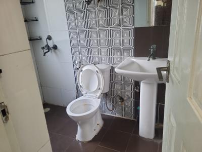 Image of 1150 Sq.ft 2.5 BHK Apartment / Flat for rent in Express Zenith, Sector 77, Noida for Rs. 43200