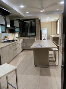 Kitchen Image of 4000 Sq.ft 4 BHK Independent House for rent in West End New Delhi for Rs. 650000