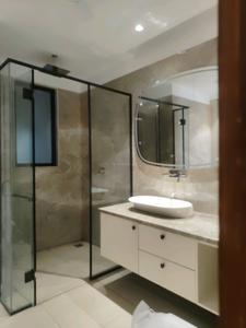 Bedroom One Image of 2250 Sq.ft 4 BHK Builder Floor for sale in Ansal Versalia, Sector 67 Gurgaon for Rs. 24500000