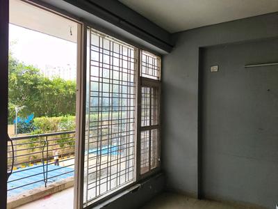 Dining Area Image of 1326 Sq.ft 3 BHK Apartment / Flat for sale in Tulip White, Sector 69 Gurgaon for Rs. 15500000