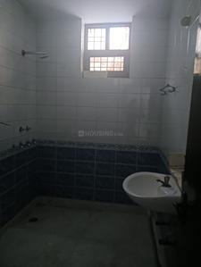 Bathroom Image of 1850 Sq.ft 2 BHK Independent House for rent in Sector 23 Gurgaon for Rs. 36000