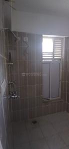 Bathroom Image of 1800 Sq.ft 3 BHK Apartment / Flat for rent in Sadarpur Ghaziabad for Rs. 15000