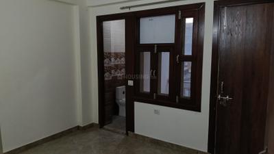 Bedroom Image of 750 Sq.ft 2 BHK Builder Floor for rent in Sector 19 Dwarka New Delhi for Rs. 25000