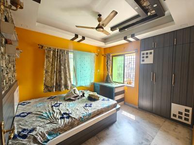 Bedroom Image of 1500 Sq.ft 3 BHK Apartment / Flat for rent in New Alipore Kolkata for Rs. 40000