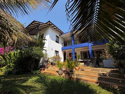 Building Image of 4736 Sq.ft 4 BHK Independent House for sale in Assagao Goa for Rs. 125000000