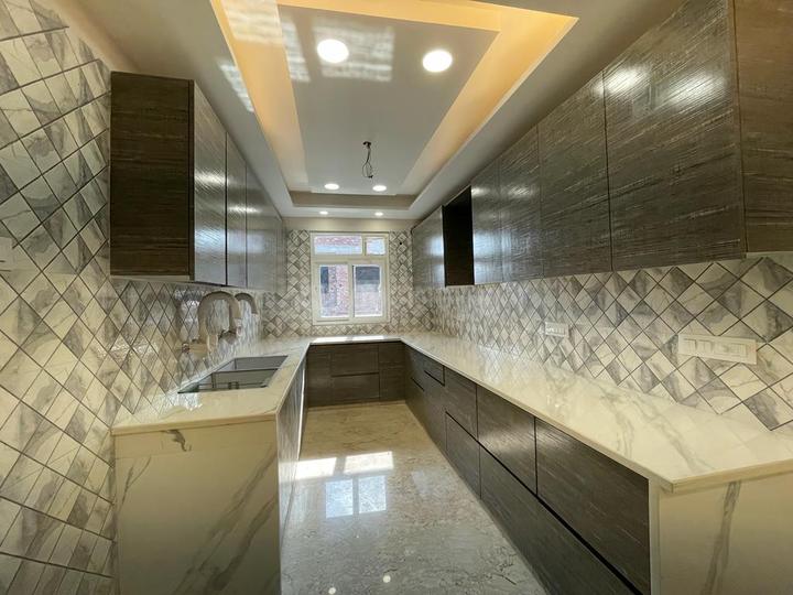 Poorvi Pitampura, Pitampura Main Image 1