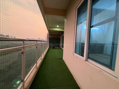 Balcony Image of 2280 Sq.ft 3 BHK Apartment / Flat for rent in Gaurs Sports Wood, Sector 79 Noida for Rs. 50000