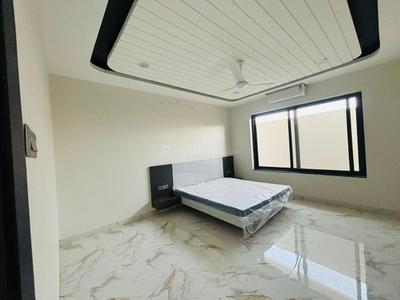 Bedroom Image of 2500 Sq.ft 4 BHK Independent House for rent in Aarone York Villa, County Walk Township Indore for Rs. 50000