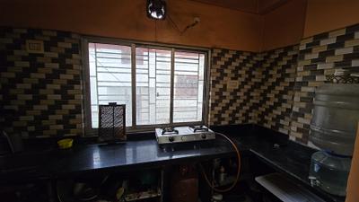 Kitchen Image of 995 Sq.ft 2 BHK Apartment / Flat for sale in Airport Gate No. 3 Kolkata for Rs. 4000000