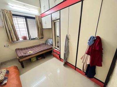 Bedroom Image of 628 Sq.ft 1 BHK Apartment / Flat for rent in Sundar Shilp Apartment, Kothrud Pune for Rs. 20500